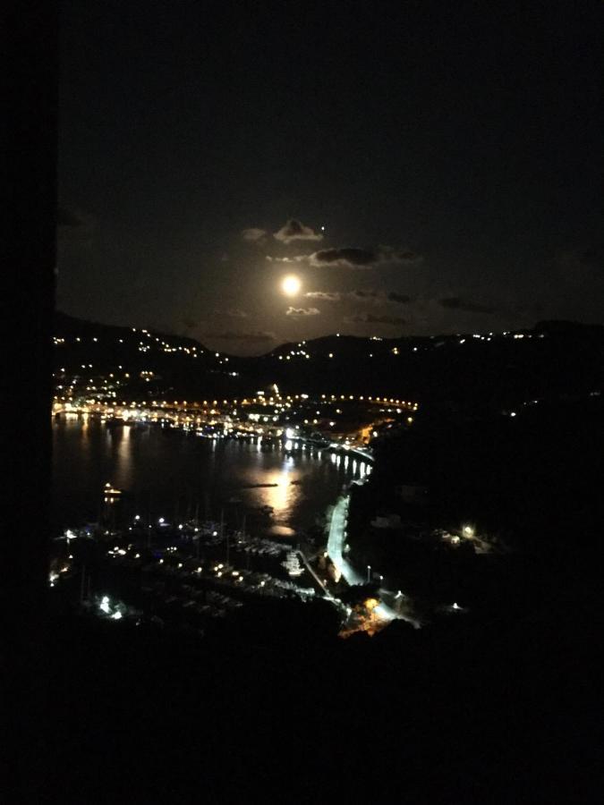 Harmattan Vila Lípara Exterior foto